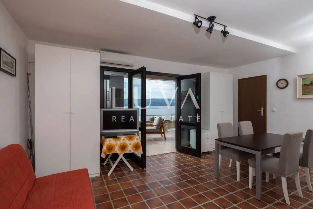Omiš, Stanići, seafront house with pool for sale