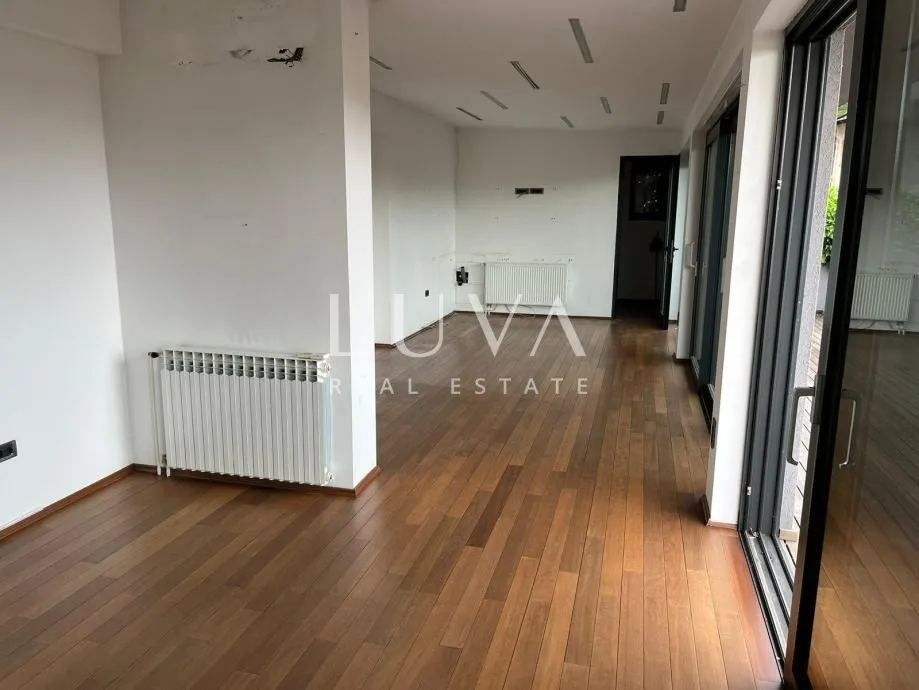 Zagreb, Britanac, poslovni prostor 110m2 s terasom 51m2 za najam