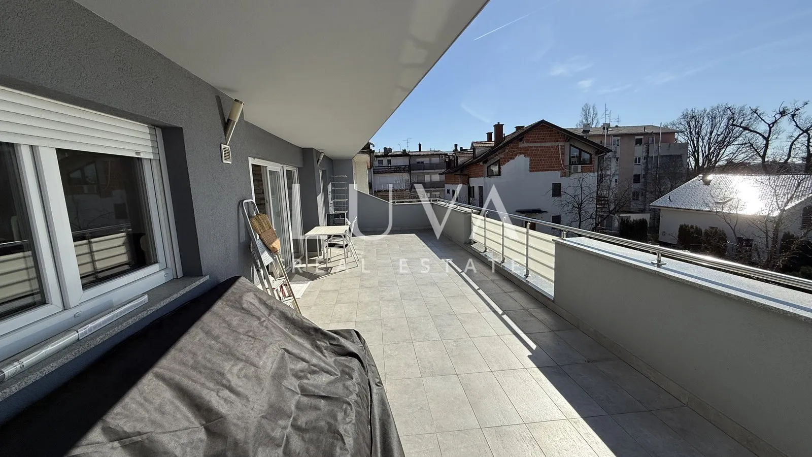 Zagreb, Lašćina, 4S moderan stan s 2 terase, 130 m²