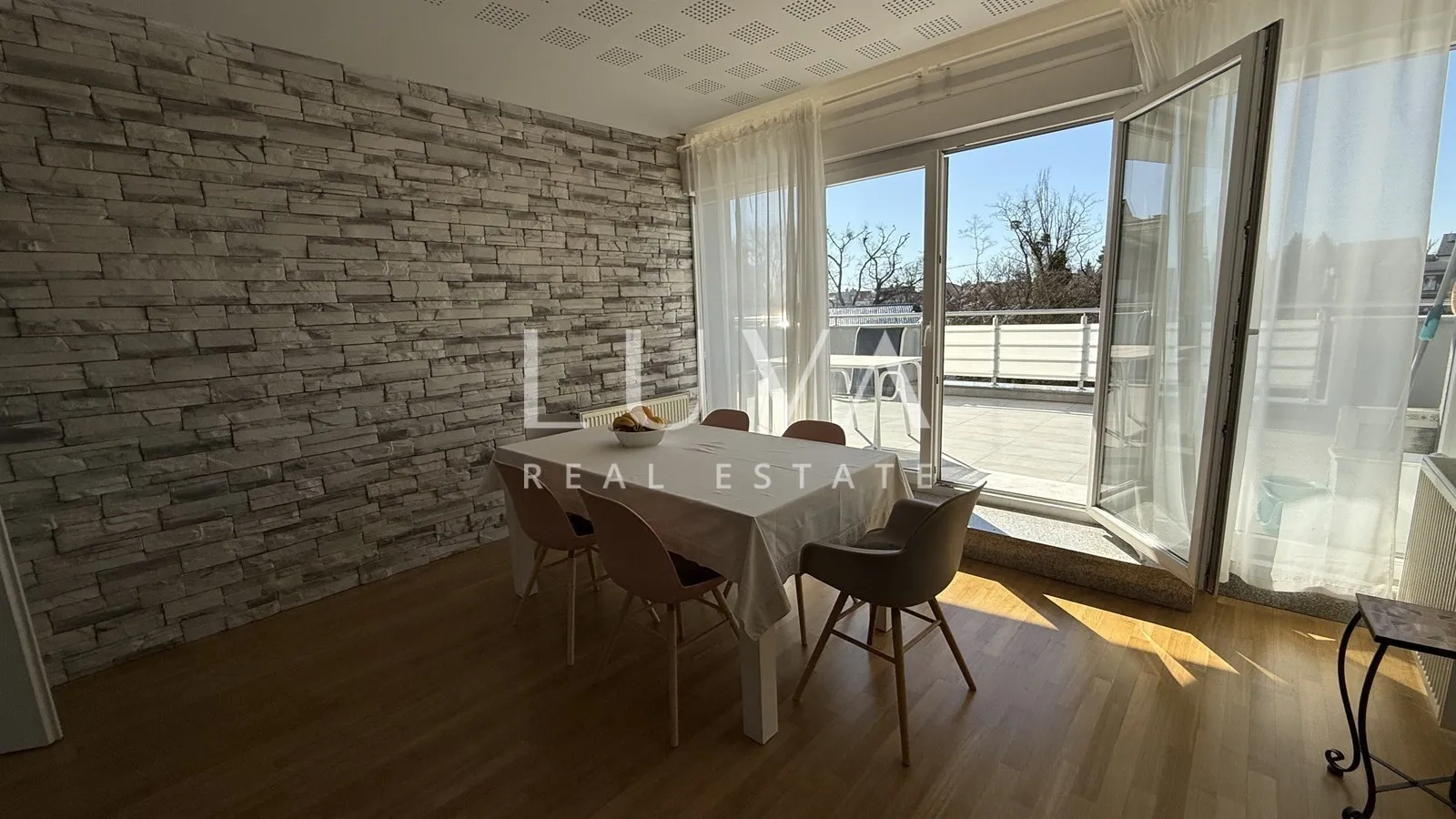 Zagreb, Lašćina, 4S moderan stan s 2 terase, 130 m²