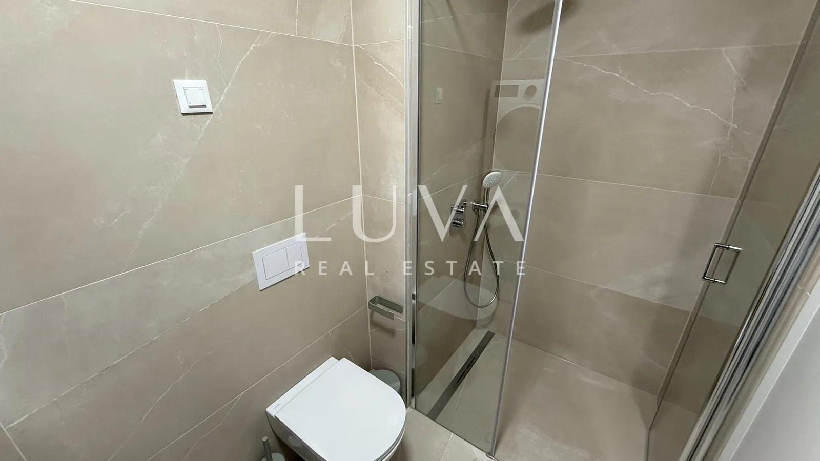 Zagreb, Svetice, moderni 2S stan i GPM, 46 m²