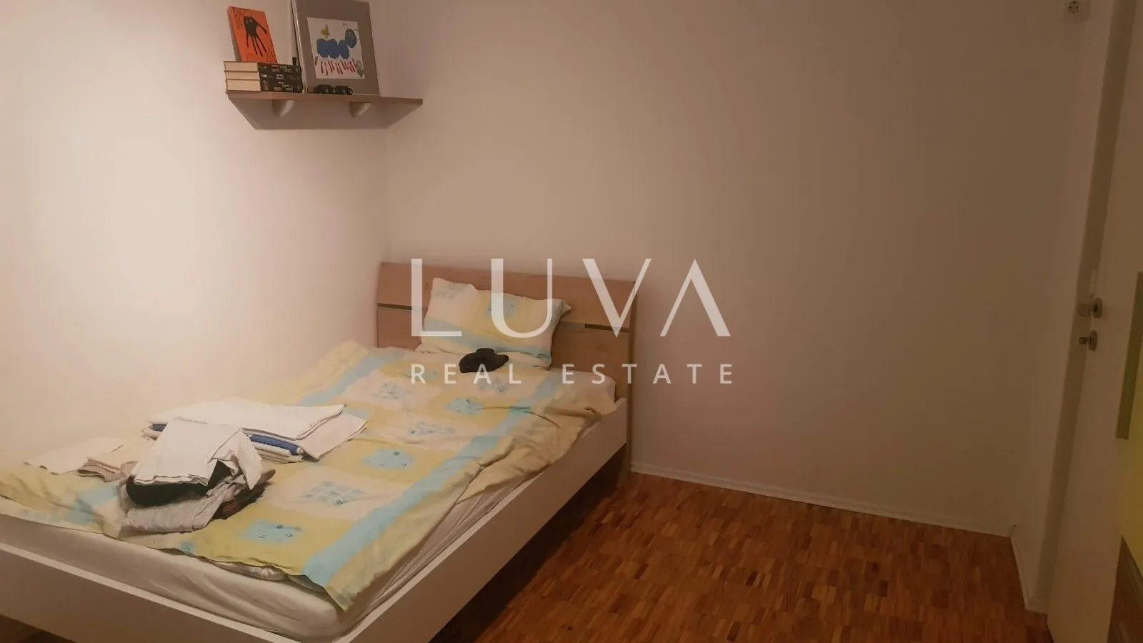 Vrbovsko, prostrana kuća 200 m2 za prodaju
