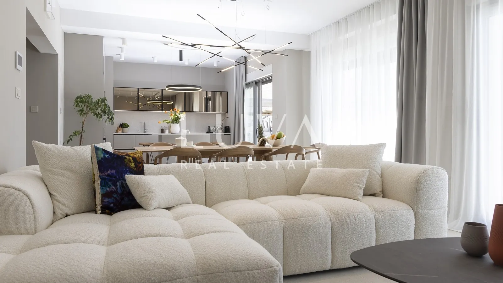 Split, luxuriöse Villa mit Meerblick, 220 m² zur langfristigen Miete