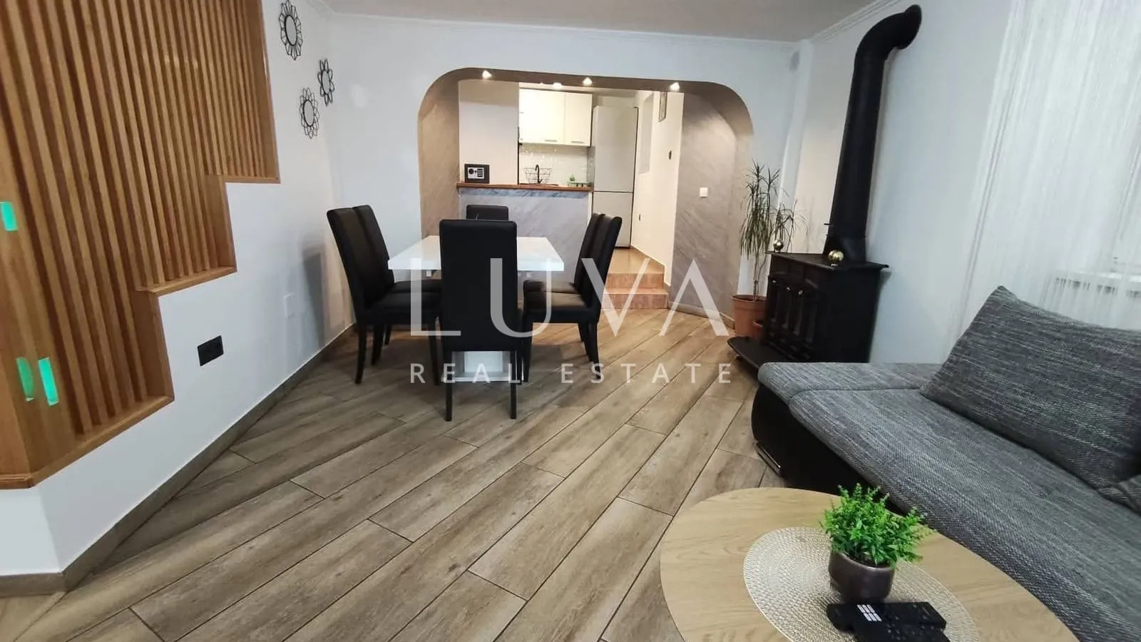 Kraljevica, Križišće, house with a pool for sale