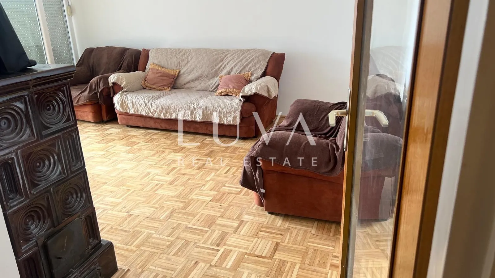 Zadar, Bili Brig, prostran i opremljen 4S stan 87 m2 na prodaju