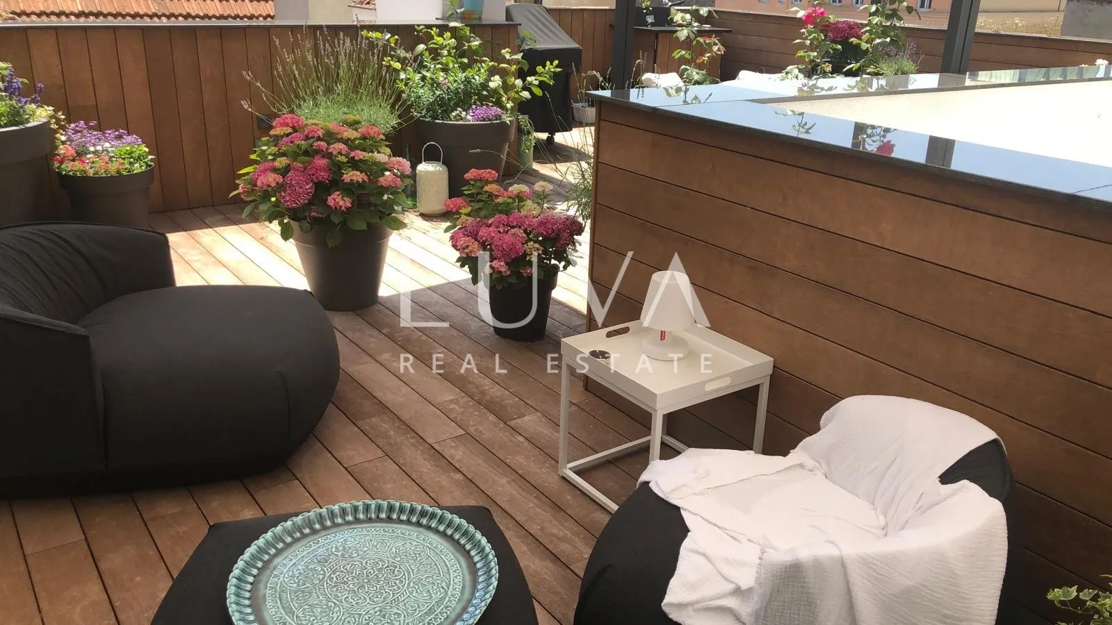 Zagreb, centar, luksuzan stan 230 m2 + 40 m2 terase