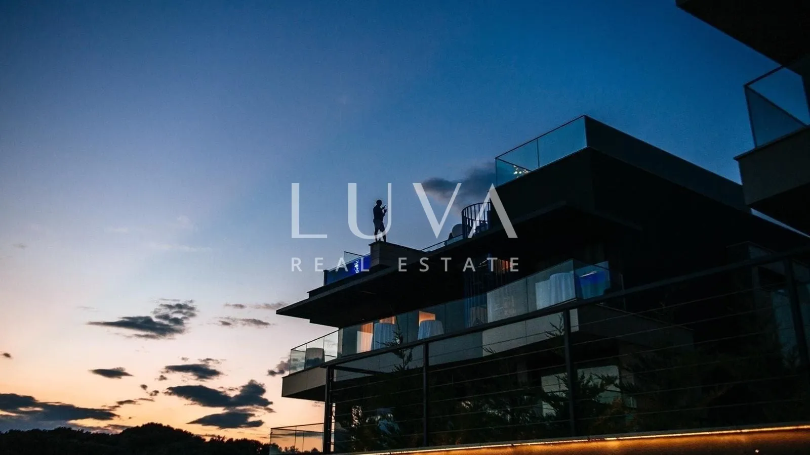 Zadar, Kožino, sale of a luxury penthouse with a pool by the sea