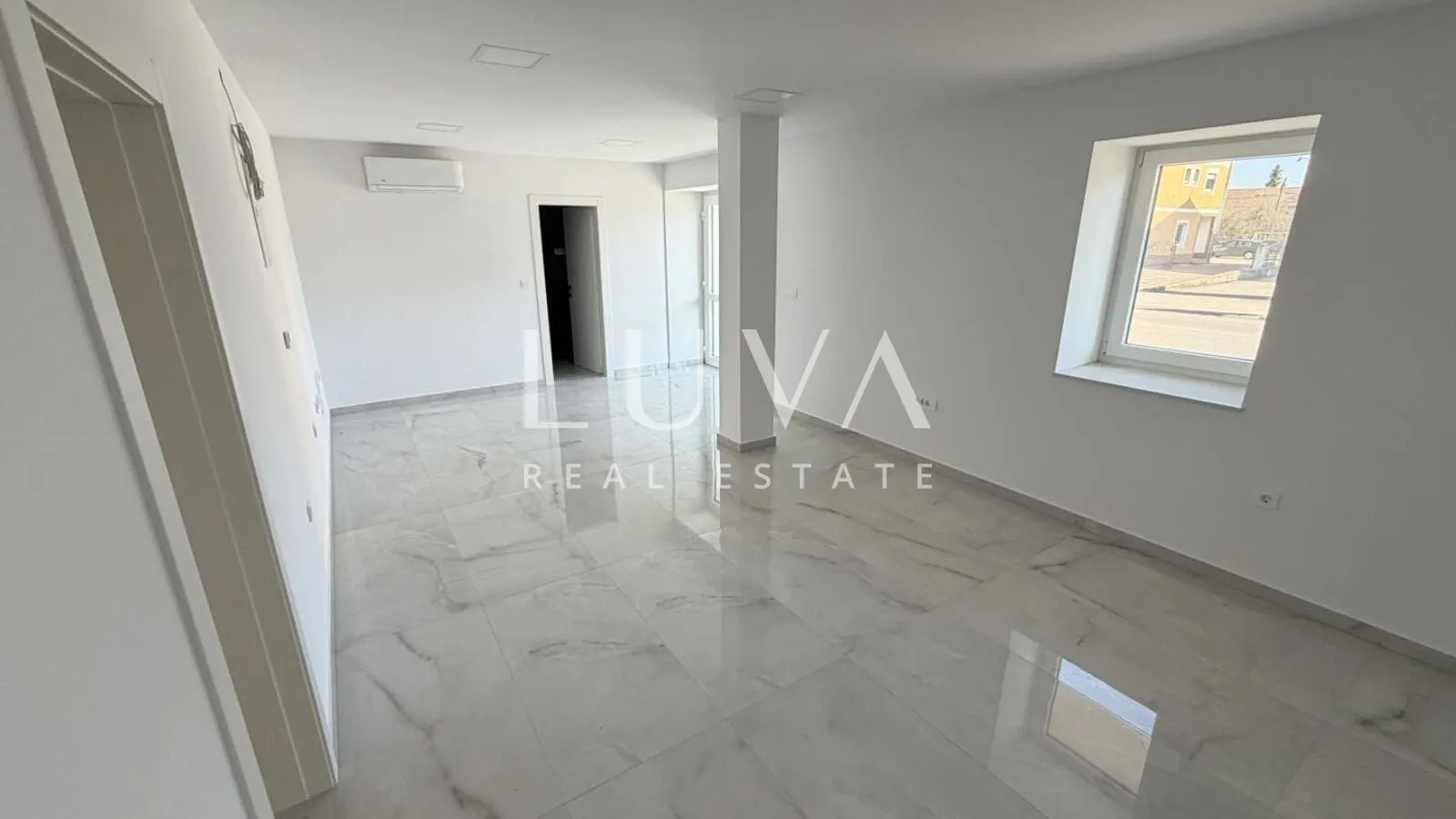 Zaprešić, novogradnja, stan/poslovni prostor, 160 m²