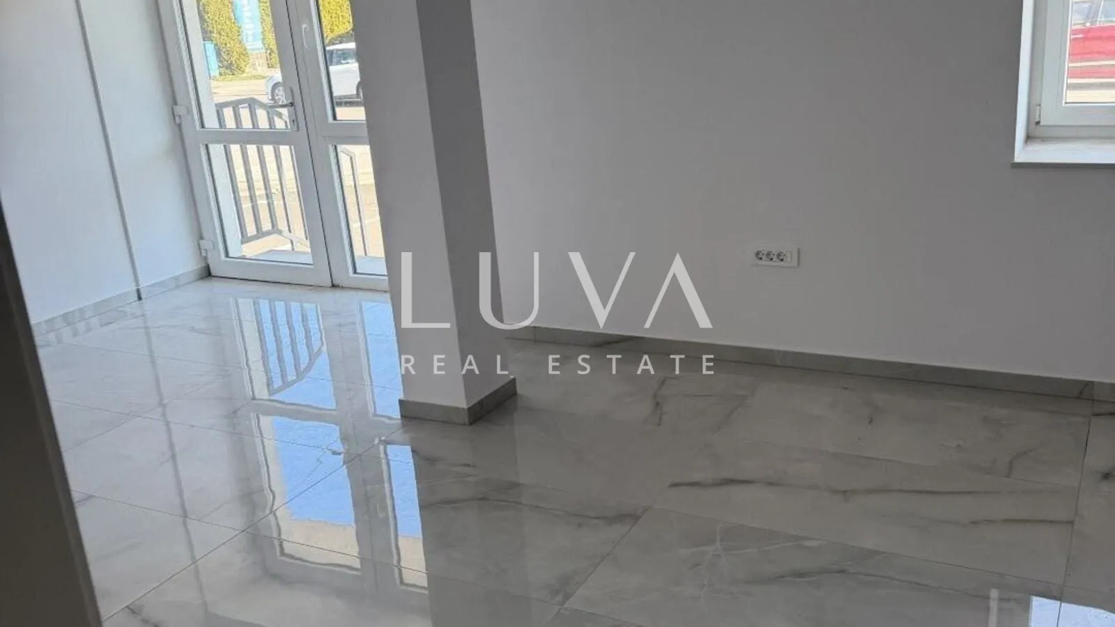 Zaprešić, novogradnja, stan/poslovni prostor, 160 m²