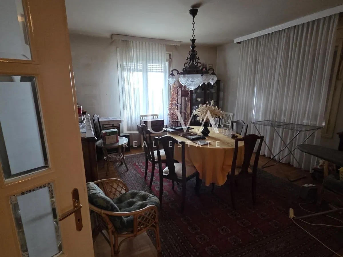 Zagreb, Pantovčak, 2s stan, 73m², 2 balkona, za adaptaciju na prodaju
