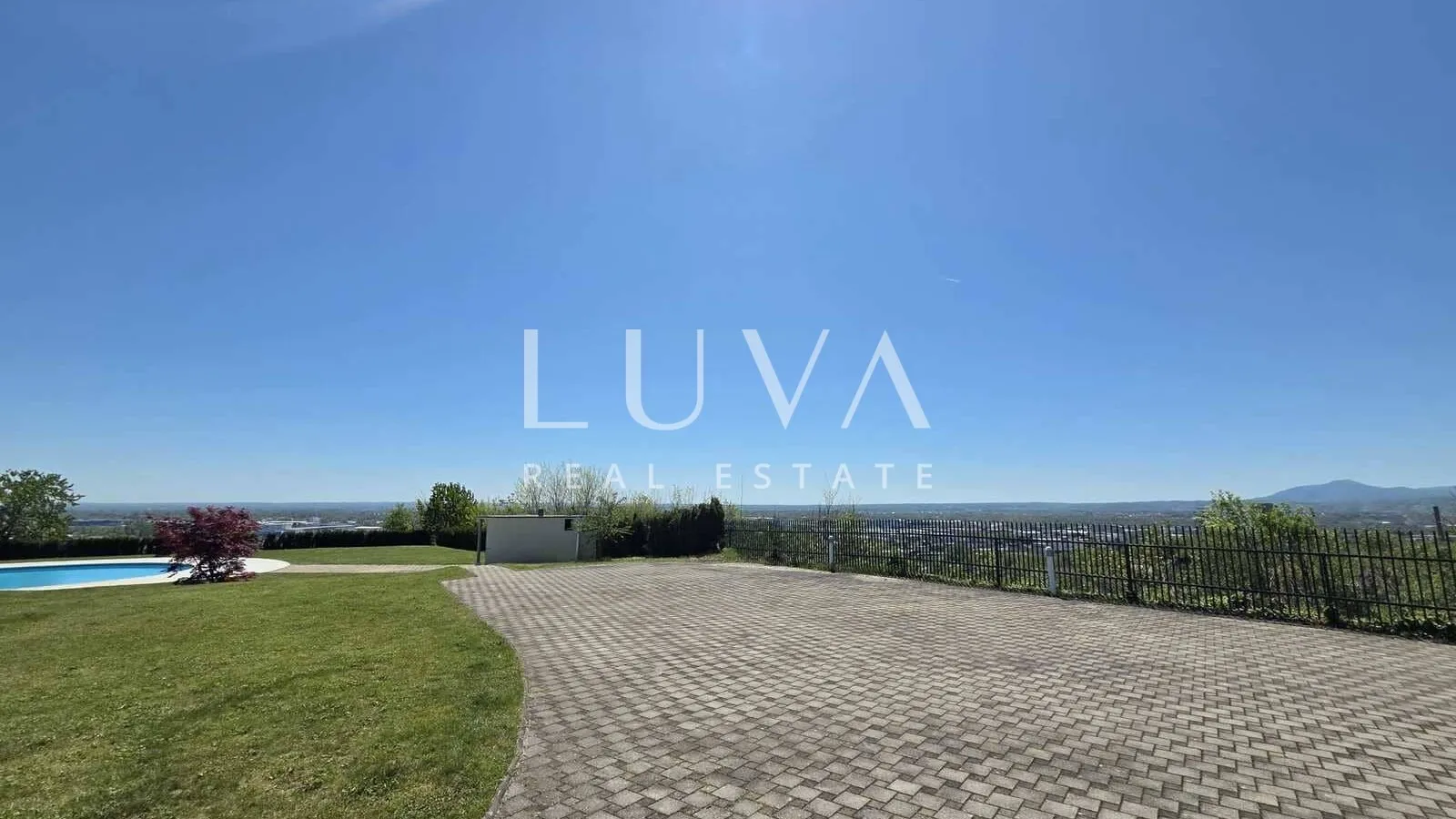 Zagreb, Gajnice, jedinstvena vila s panoramskim pogledom
