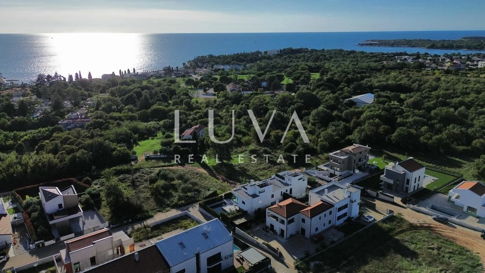 Poreč, Špadići, kuća s bazenom blizu mora na prodaju