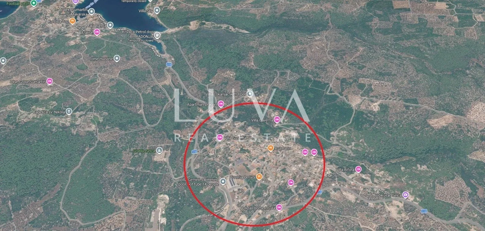 Brač, Selca, atraktivno građevinsko zemljište 1381 m2 na prodaju