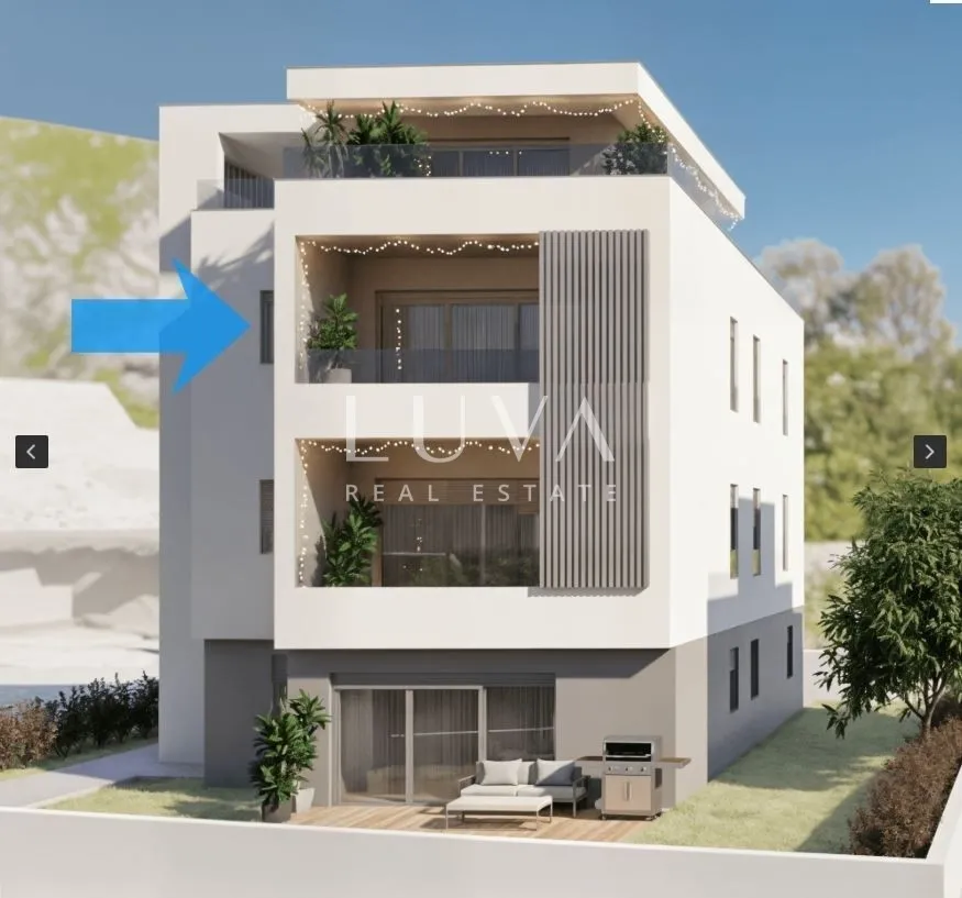 Kaštel Stari, 4S stan, 3 balkona + parking i pogled na more u novogradnji