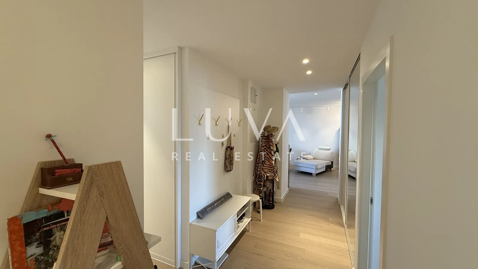 Zagreb, Heinzelova ulica, VMD, 4S stan sa saunom i garažom, NKP 128 m²