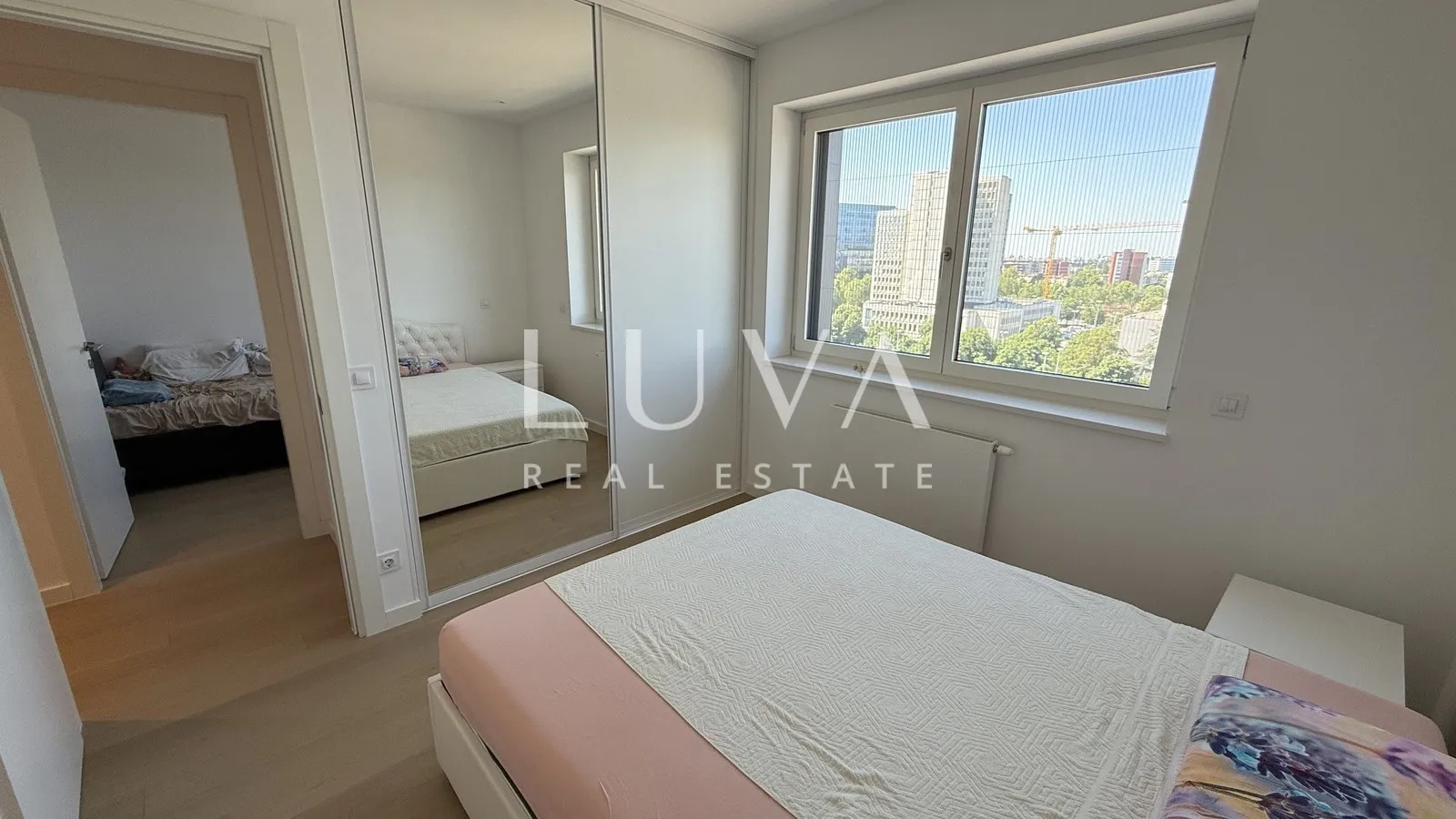 Zagreb, Heinzelova ulica, VMD, 4S stan sa saunom i garažom, NKP 128 m²