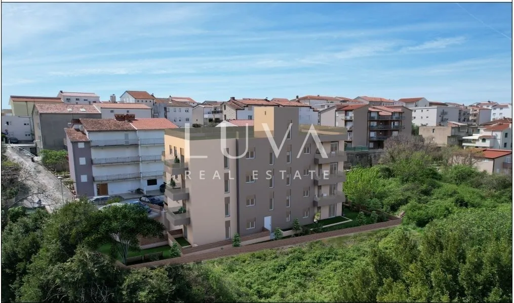 Split, Stobreč, građ. zemljište 1360m2 s pravomoćnom lokacijskom dozvolom na prodaju
