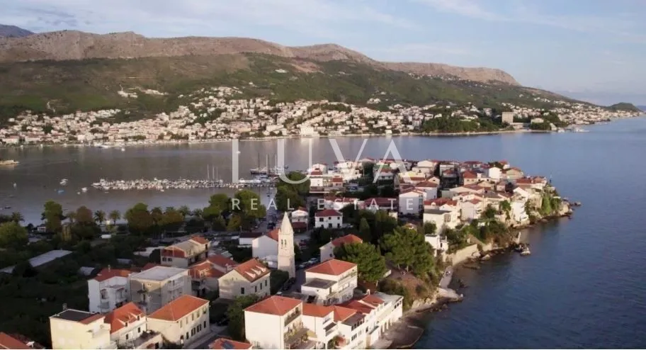 Split, Stobreč, građ. zemljište 1360m2 s pravomoćnom lokacijskom dozvolom na prodaju