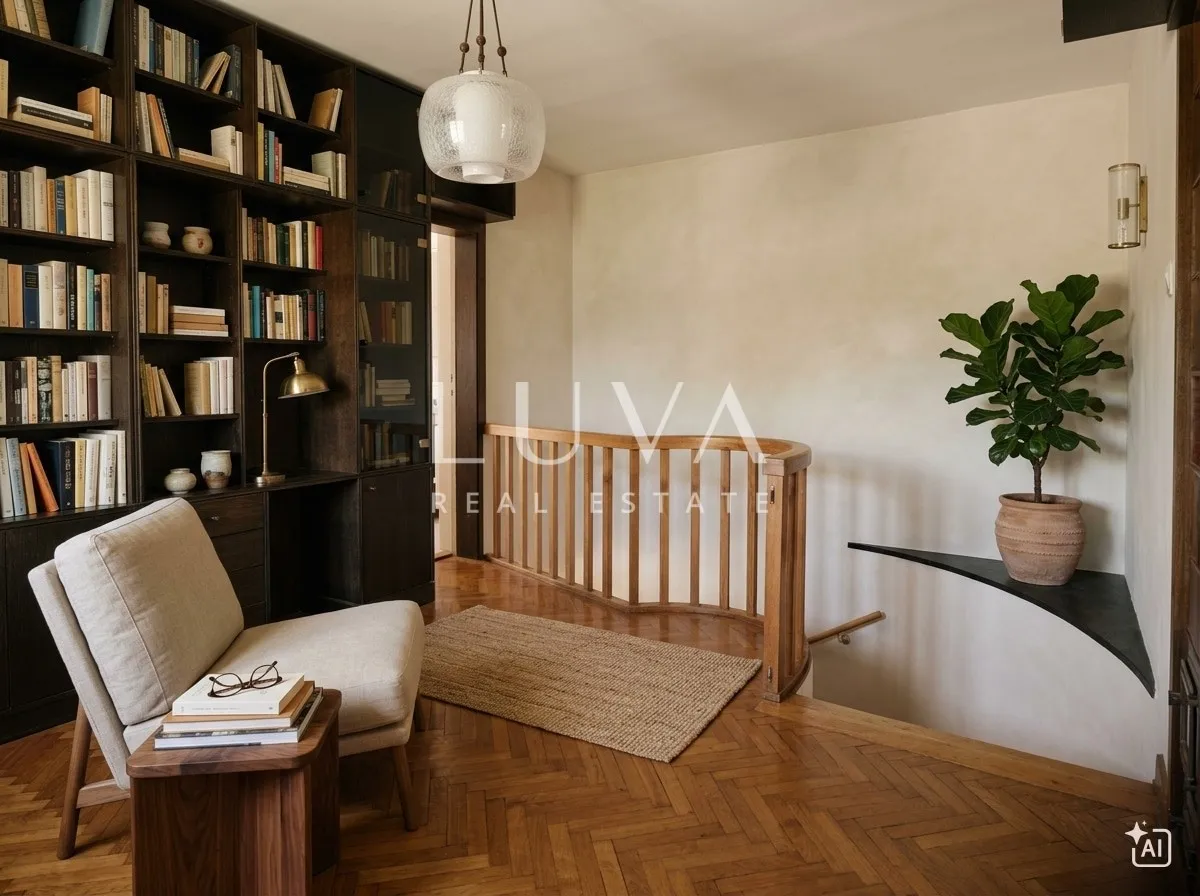 Zagreb, Tuškanac, semi detached house for renovation for sale