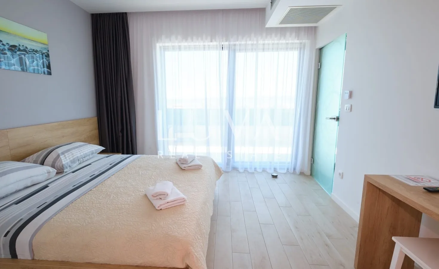 Kaštel Stari, vila 324 m² s bazenom i pogledom na more na prodaju