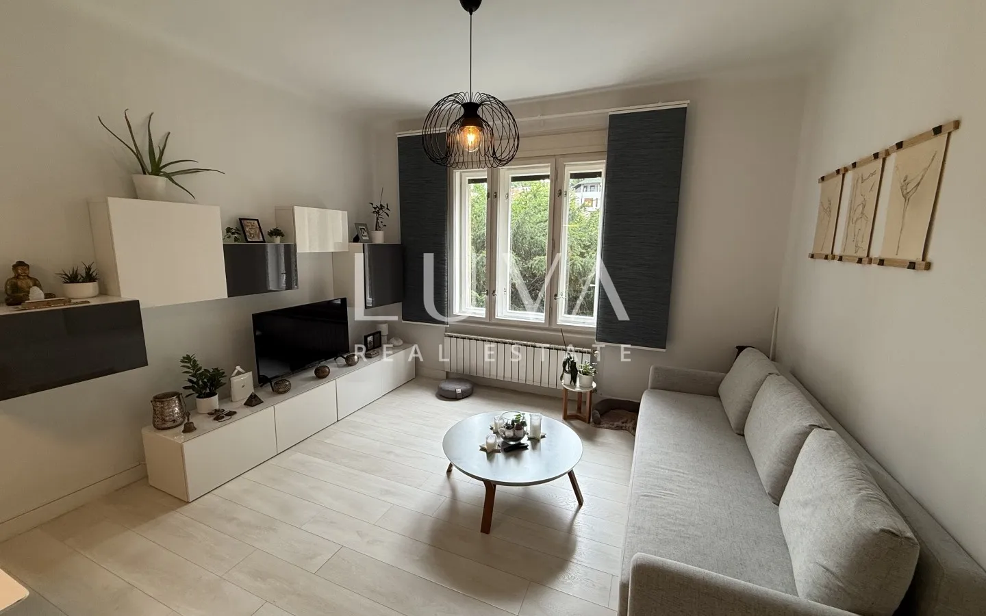 Zagreb, Medveščak, svjetli 3S stan s balkonom, 65 m²