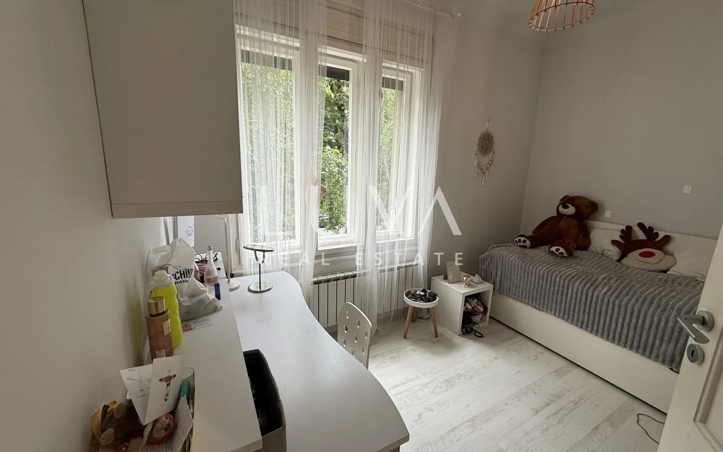Zagreb, Medveščak, svjetli 3S stan s balkonom, 65 m²