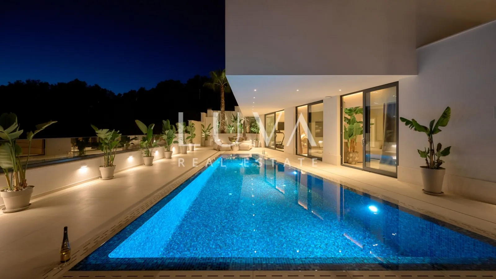 Čiovo, luxury villa 351 m2 with pool and sea view for sale