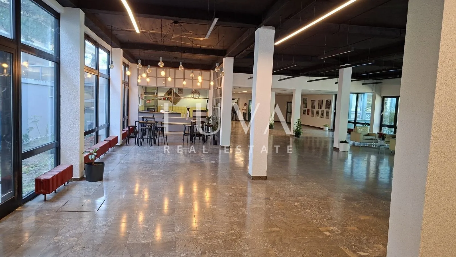 Zagreb, Folnegovićevo naselje, poslovni prostor 650m2, najam