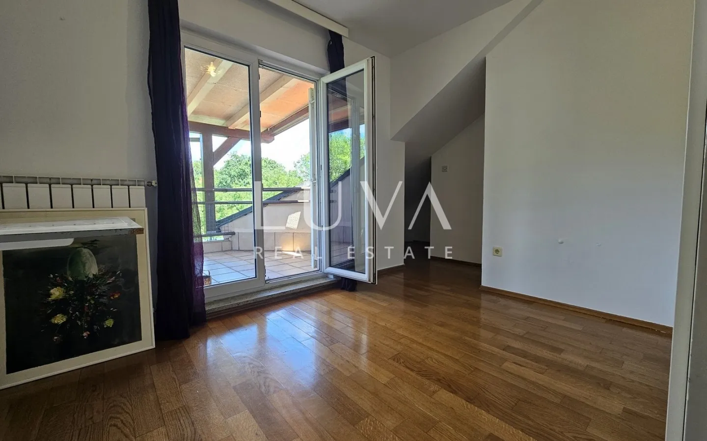 Zagreb, Maksimir, dvoetažni 5s stan 200m2, najam