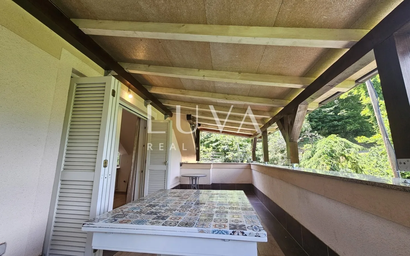 Zagreb, Maksimir, dvoetažni 5s stan 200m2, najam