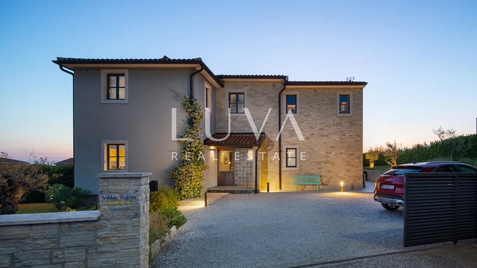 Istra, Višnjan, ekskluzivna vila s bazenom, najam