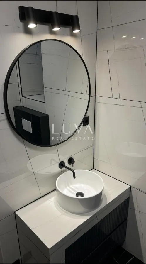 Dubrovnik, Brsečine, luksuzna kamena vila s bazenom i pogledom na more, 250 m²