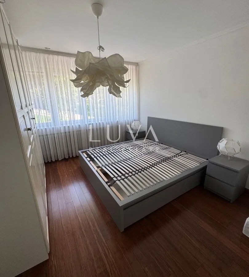 Zagreb, Medveščak, 5s stan 150m2 za najam