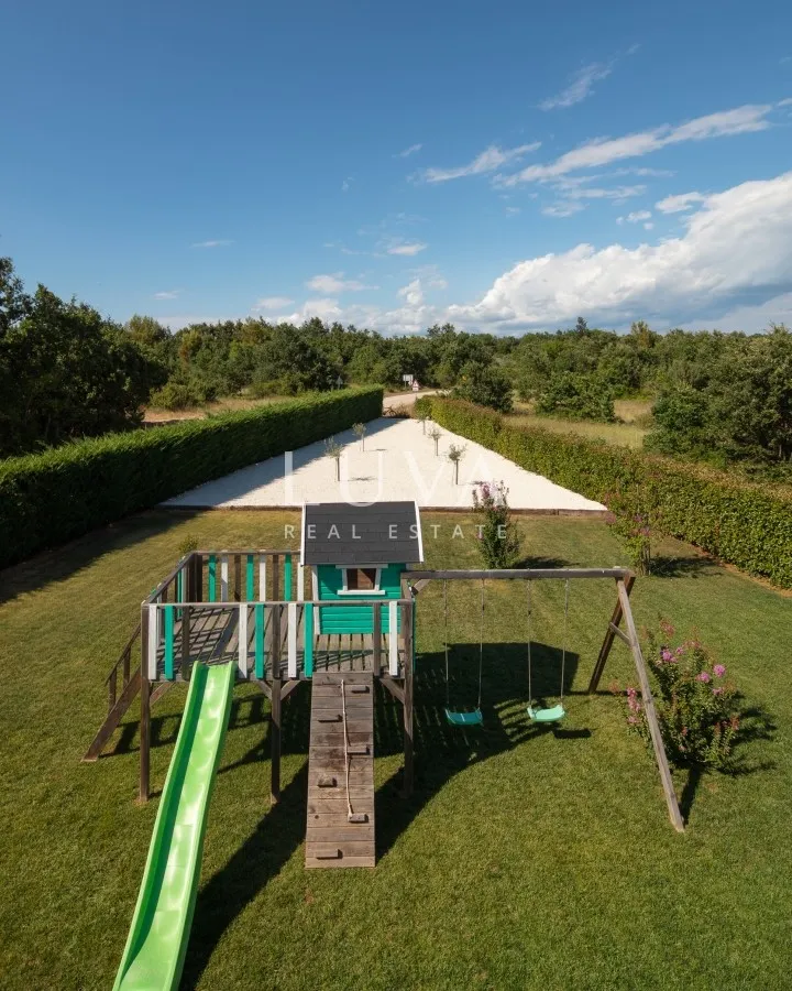 Istria, Vodnjan, luxury villa with pool for sale