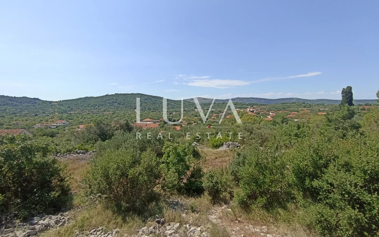 Marina, Vrsine, građevinsko zemljište + dozvola 1247m2 na prodaju