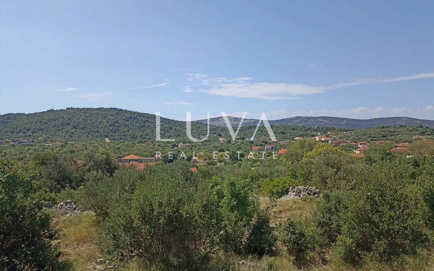 Marina, Vrsine, građevinsko zemljište + dozvola 1247m2 na prodaju