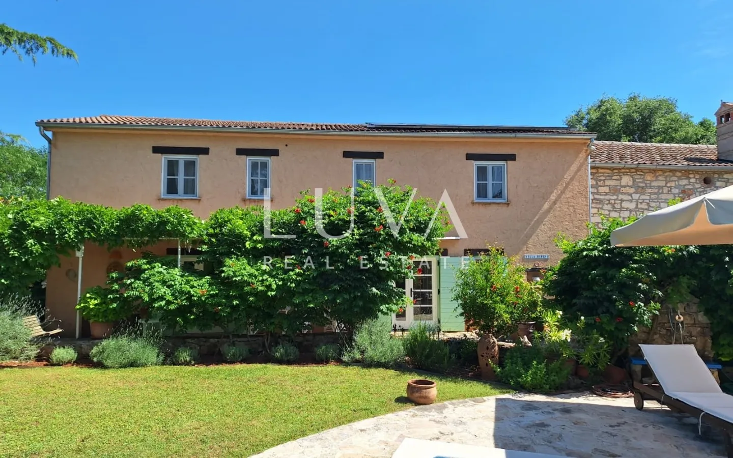 Istra, Baderna, istarska kuća s bazenom, 169 m²