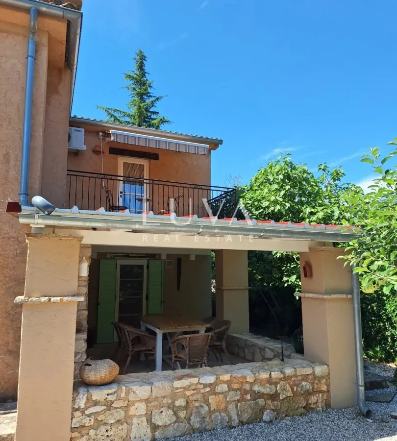 Istra, Baderna, istarska kuća s bazenom, 169 m²
