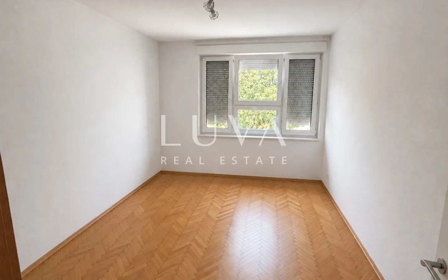 Zagreb, Donji grad, 3S stan na dobroj lokaciji, NKP 65,75 m² na prodaju
