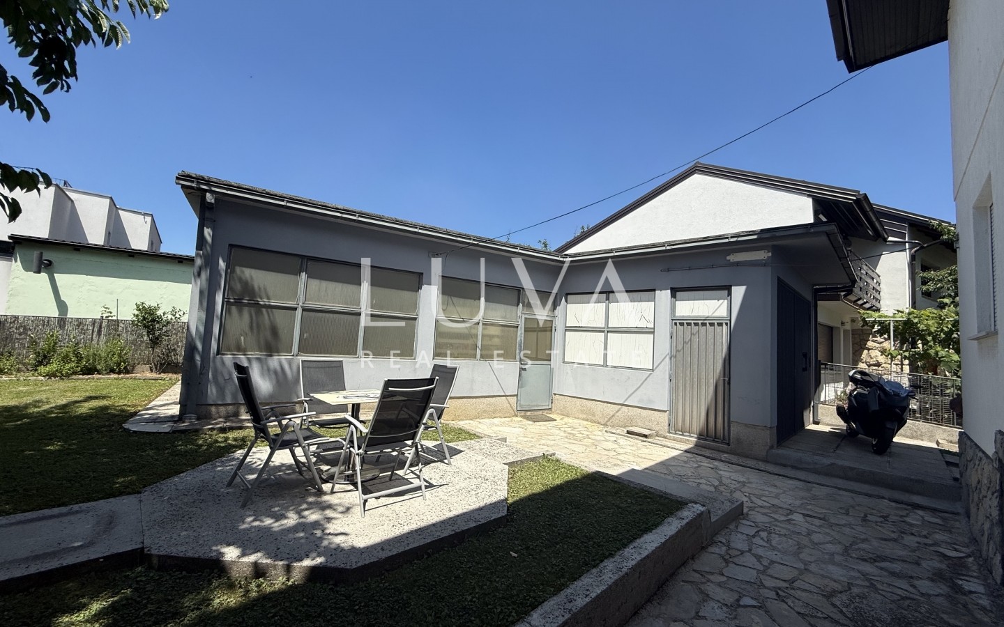 Zagreb, Vrapče, family house with garage, NKP 264 m²