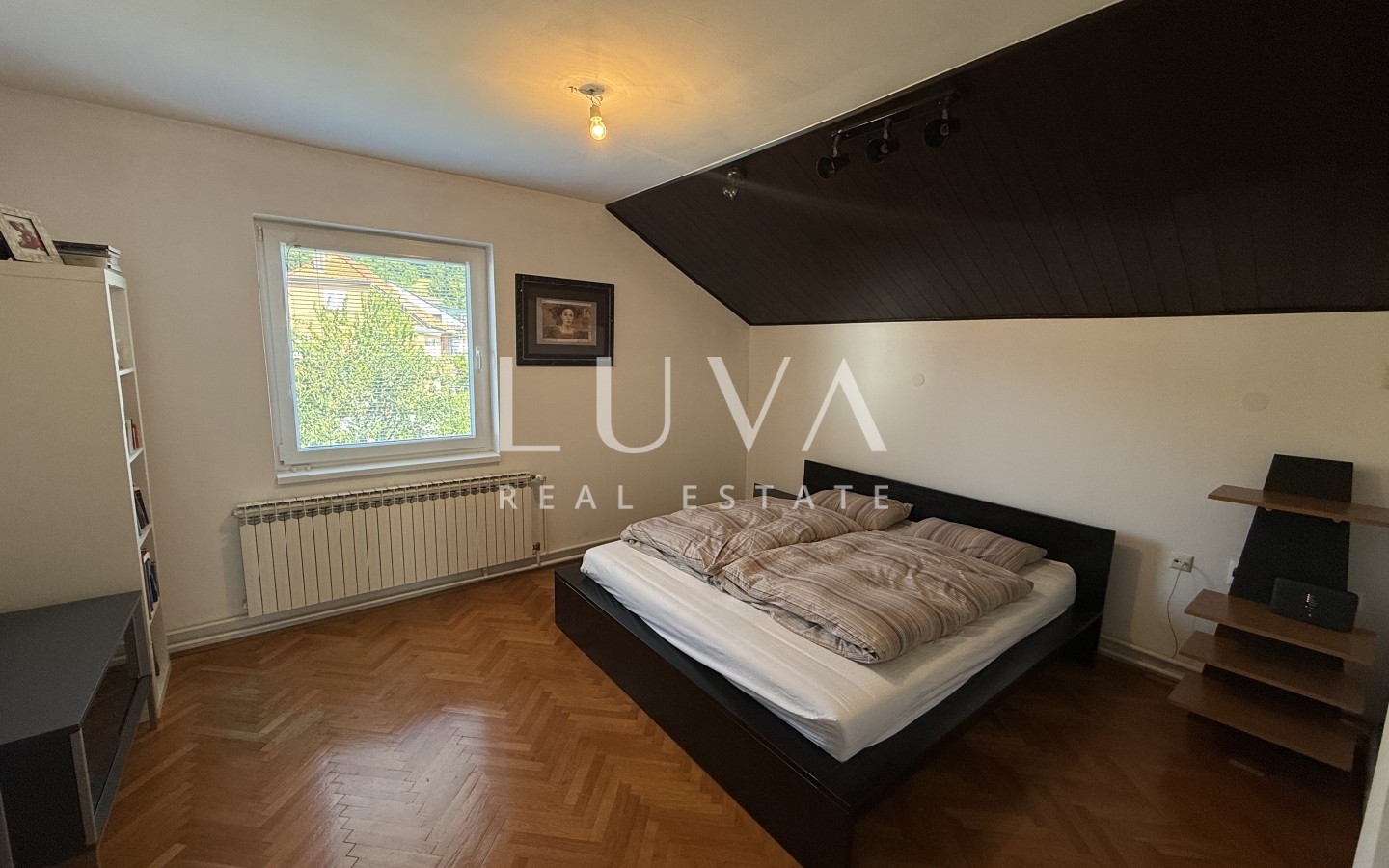 Zagreb, Vrapče, family house with garage, NKP 264 m²