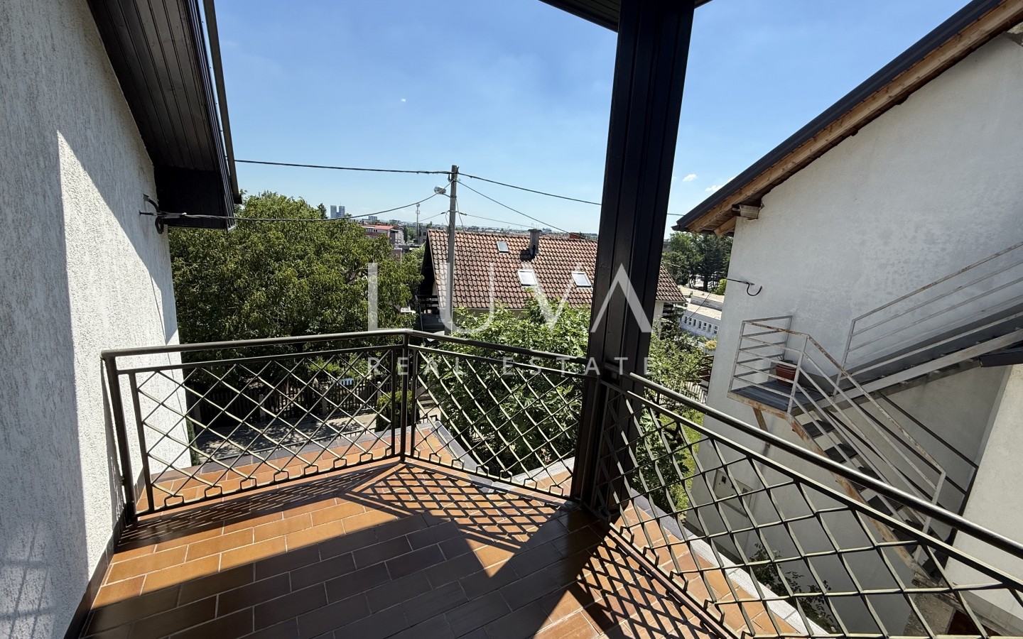 Zagreb, Vrapče, family house with garage, NKP 264 m²