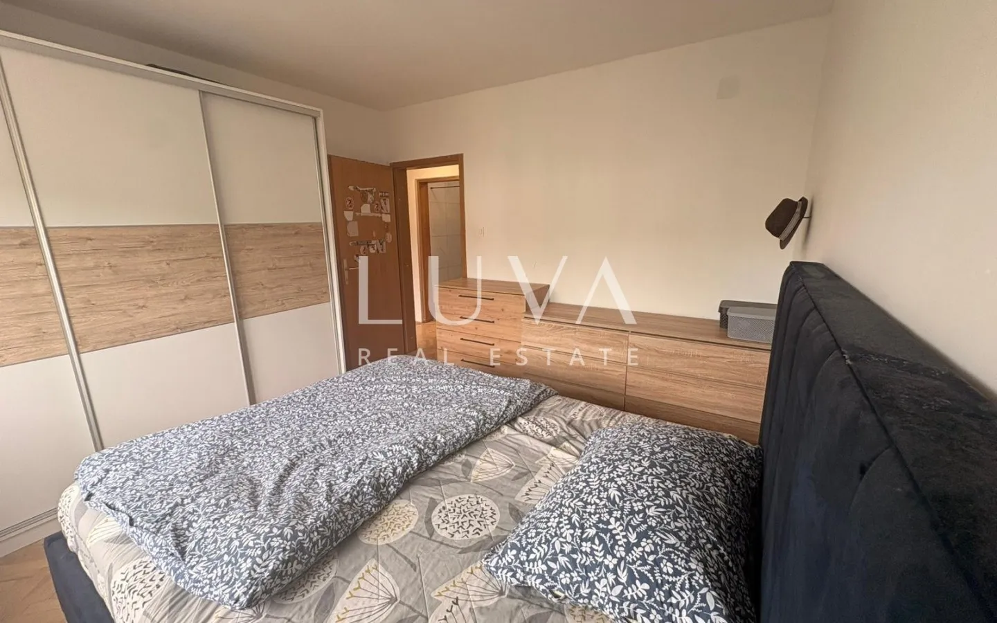 Zagreb, Vrapče, 4-Zimmer-Wohnung, 97 m², zu verkaufen