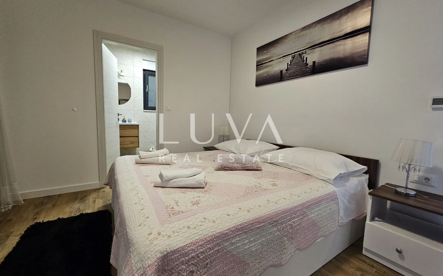 Solin, Koprivno, villa s bazenom, ljetnom kuhinjom na prodaju