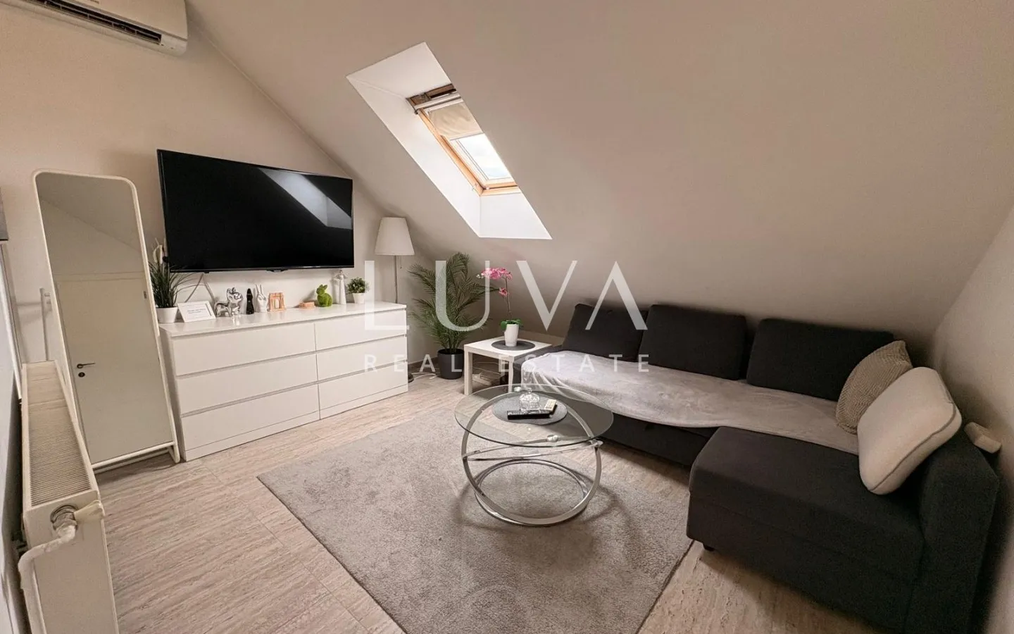 Zagreb, Trešnjevka, moderne Wohnung, 55m2 zu vermieten