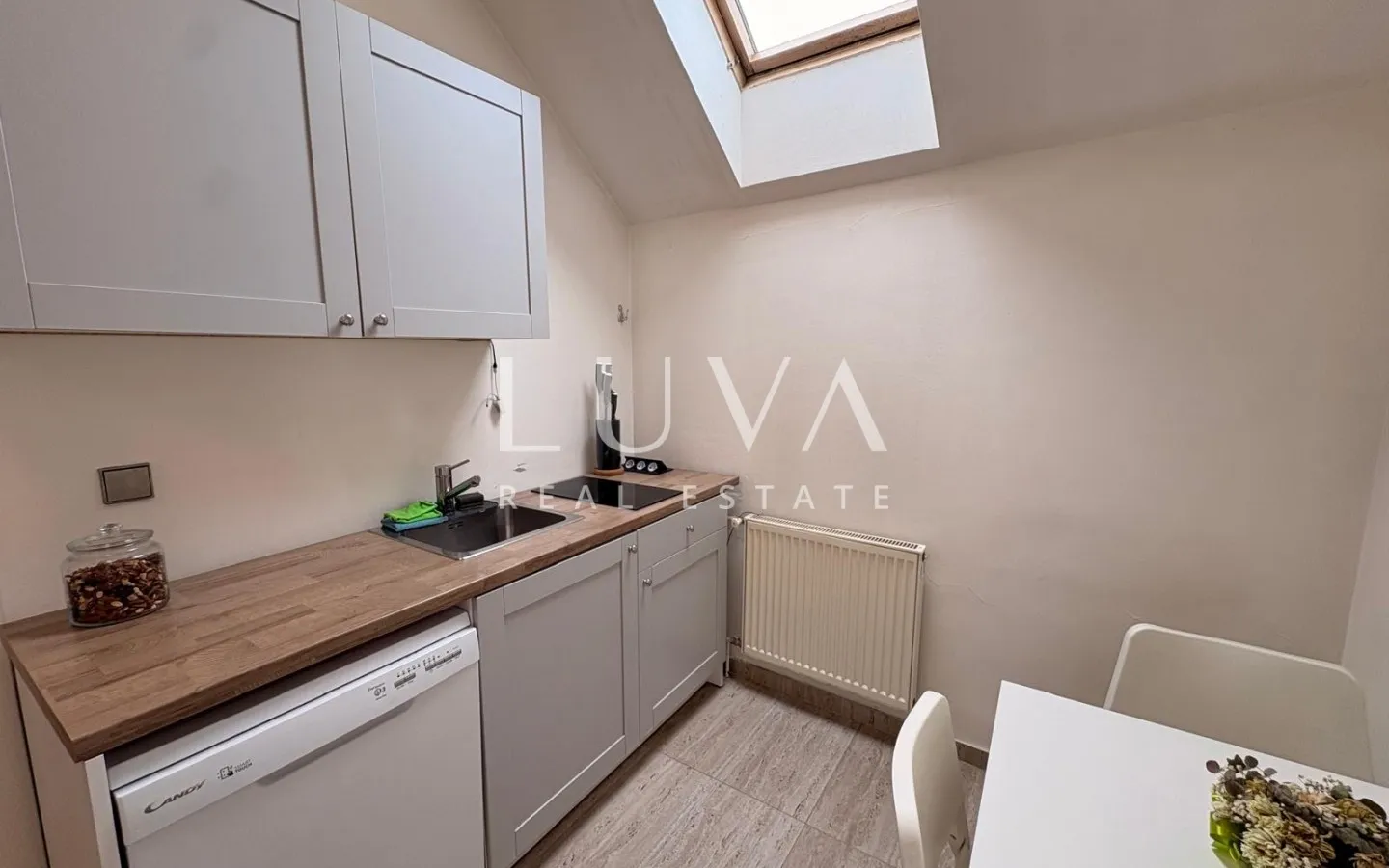 Zagreb, Trešnjevka, moderne Wohnung, 55m2 zu vermieten