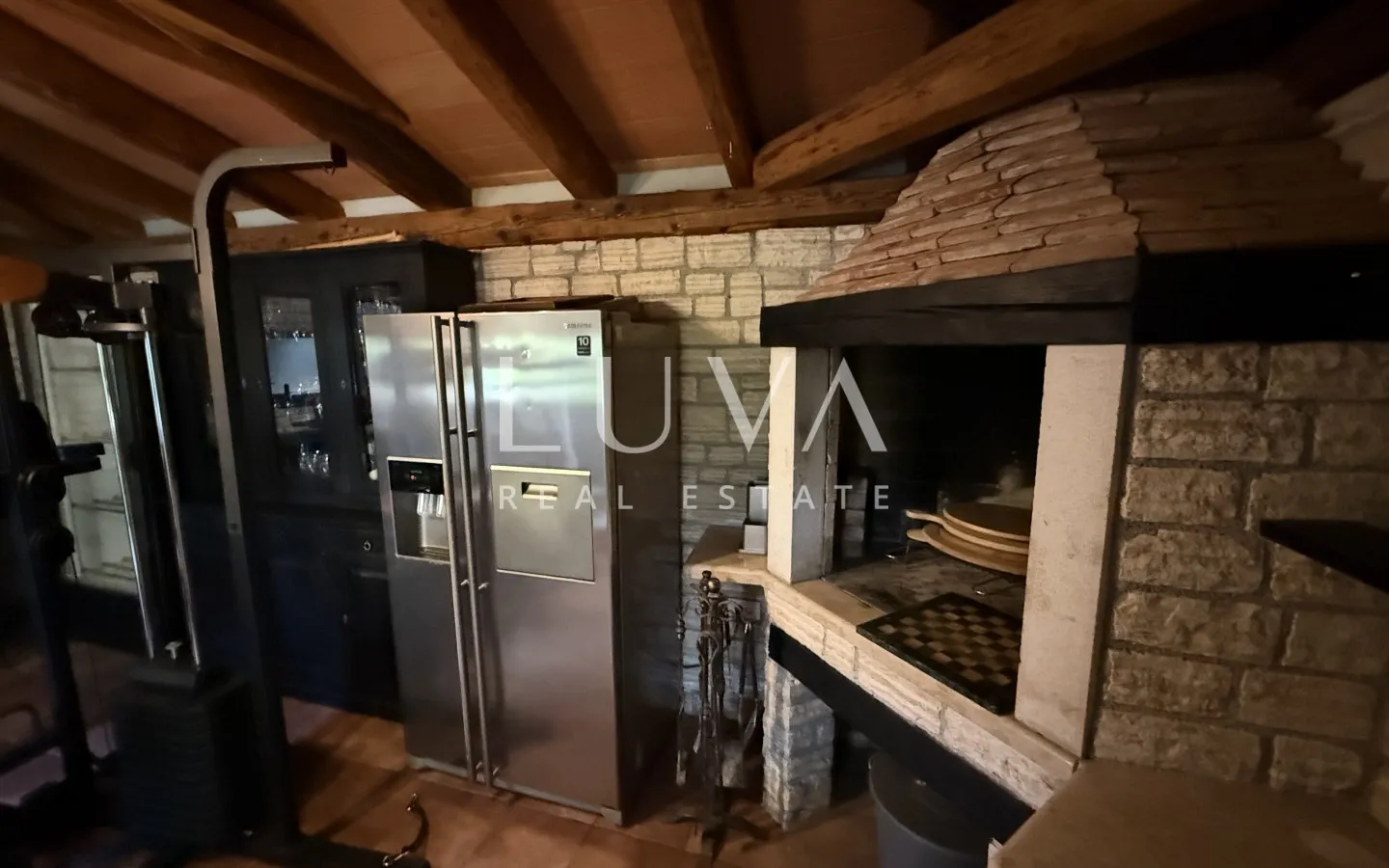 Istria, Novigrad, modern 4 room apartment 73m2 with Garden and Tavern