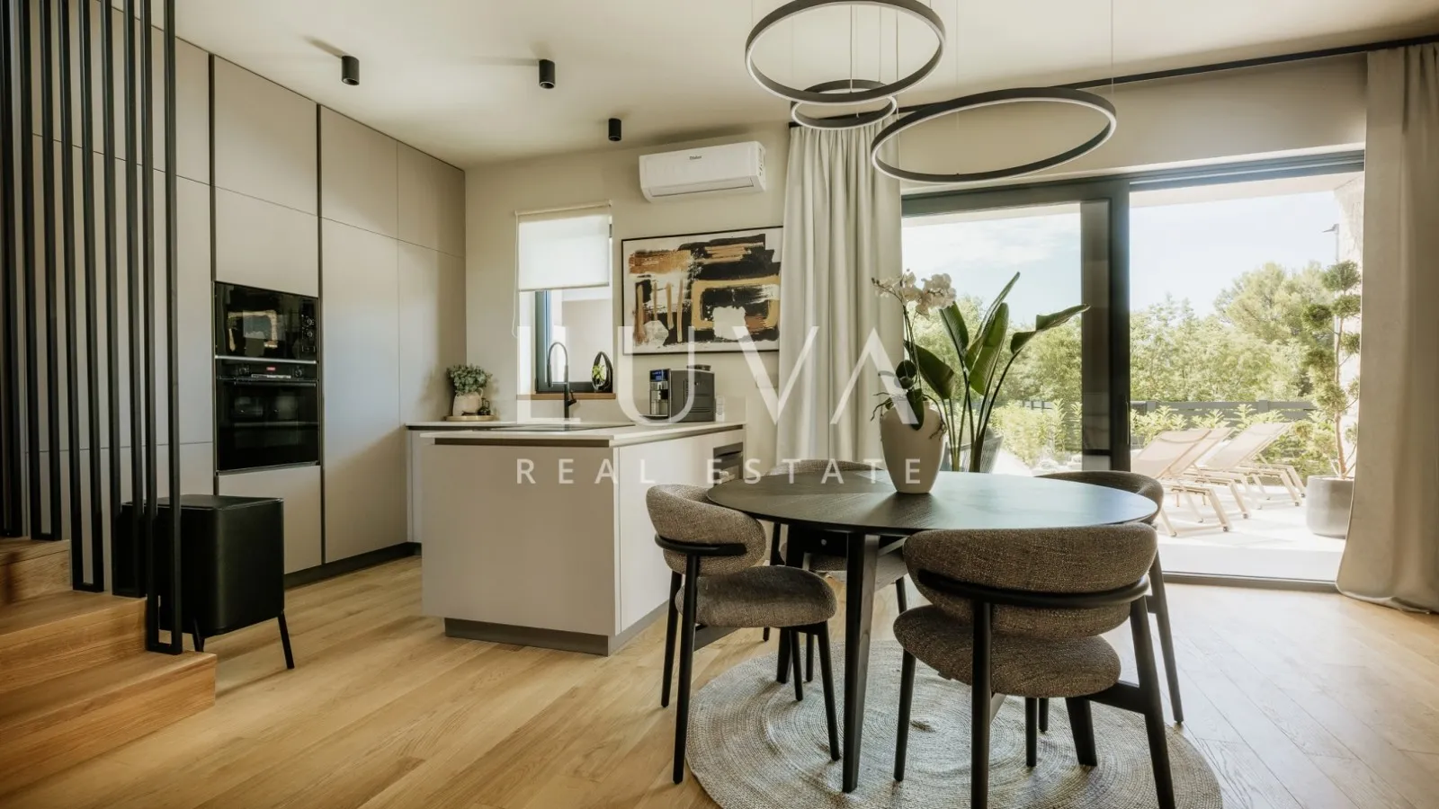 Istria, Poreč, modern house with heated pool, NKP 127 m²
