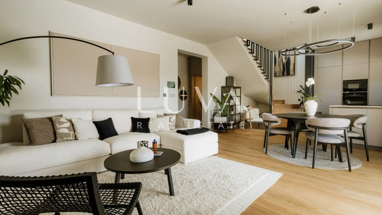 Istria, Poreč, modern house with heated pool, NKP 127 m²