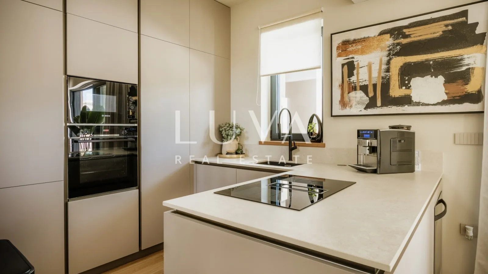 Istria, Poreč, modern house with heated pool, NKP 127 m²